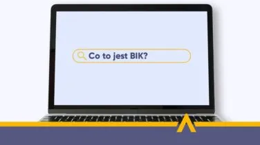 Ekran laptopa z wyszukiwarką i wpisaną frazą: Co to jest BIK?